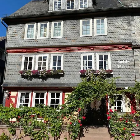 Отель Und Weber