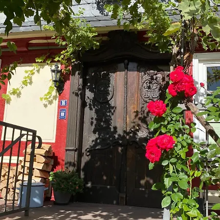 Und Weber Отель 3*